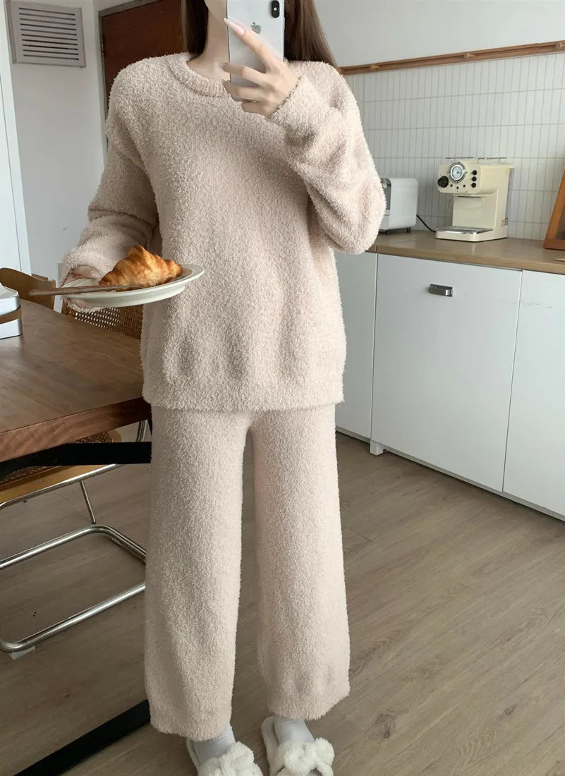 Women's Cozy Striped Coral Fleece Pajama Set