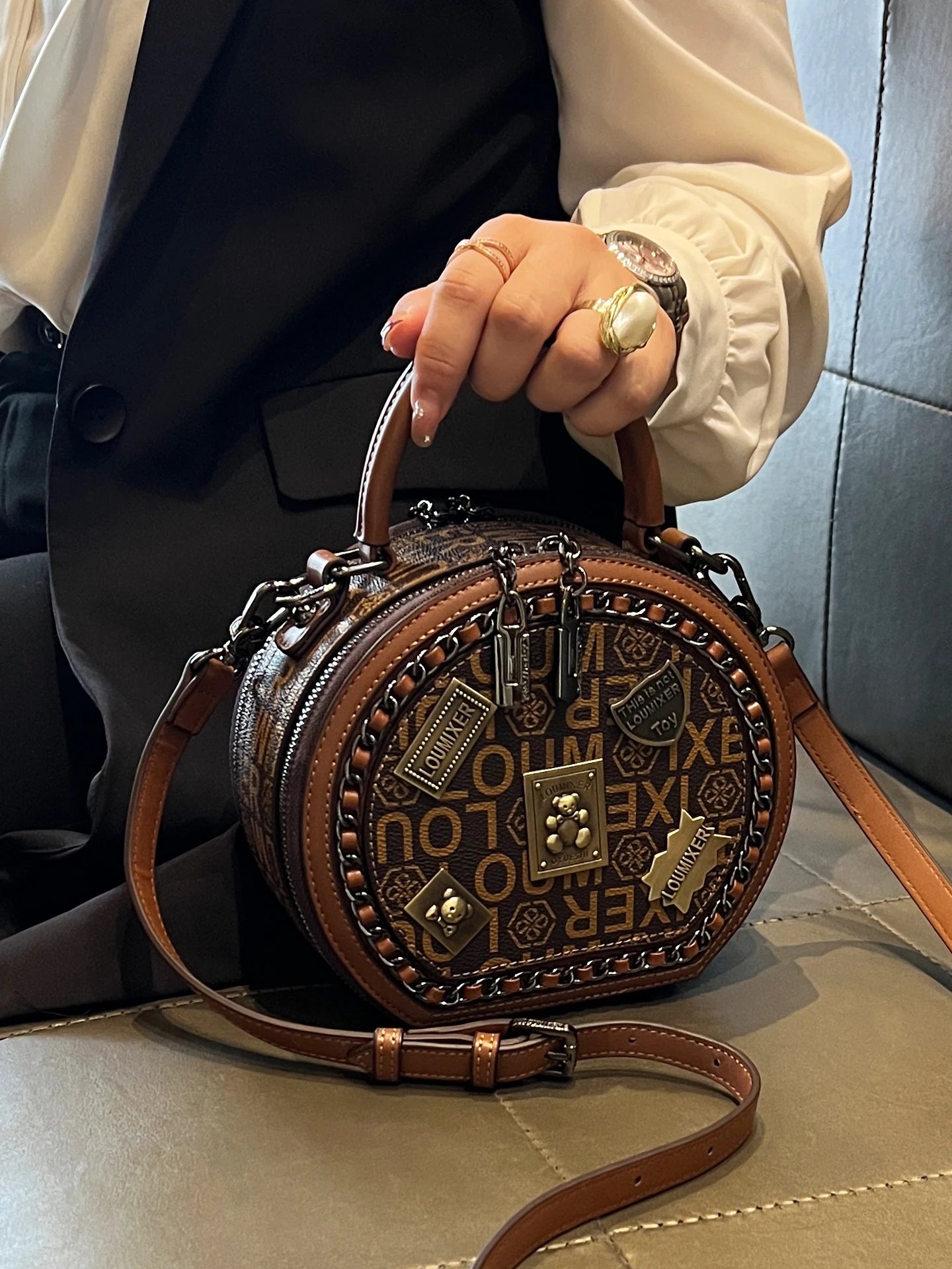 Women's Retro Clock Design Round Crossbody Bag