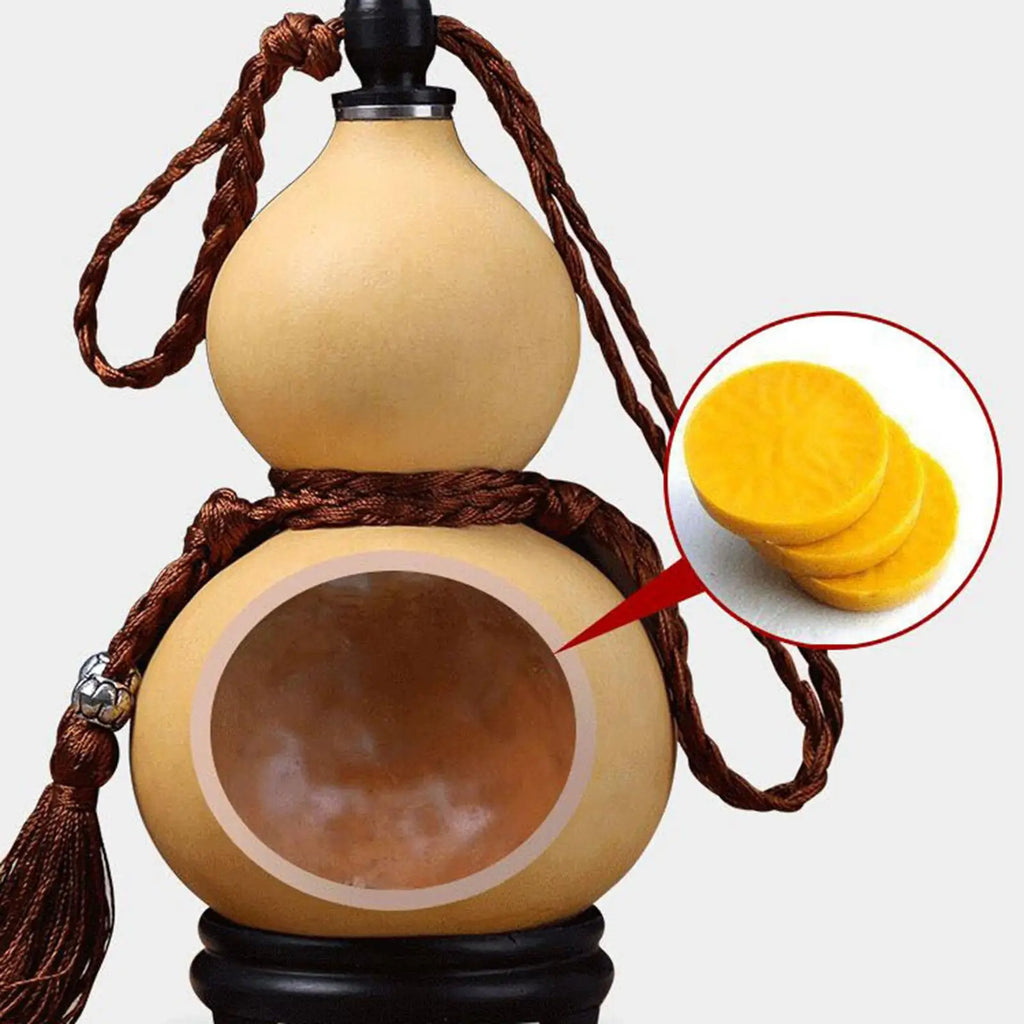 Natural Gourd Flask with Lid – Handmade Calabash Bottle
