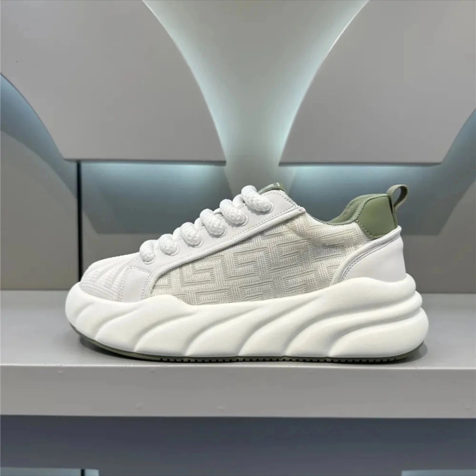 Men’s Breathable Chunky Sneakers – Thick Sole Casual Dad Shoes