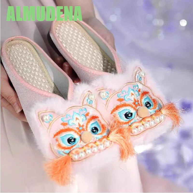 Women’s Chinese-Style Tiger Head Embroidered Slip-On Mules